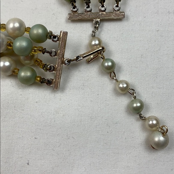 Vintage Japan faux pearl necklace & clip earrings - Picture 5 of 9